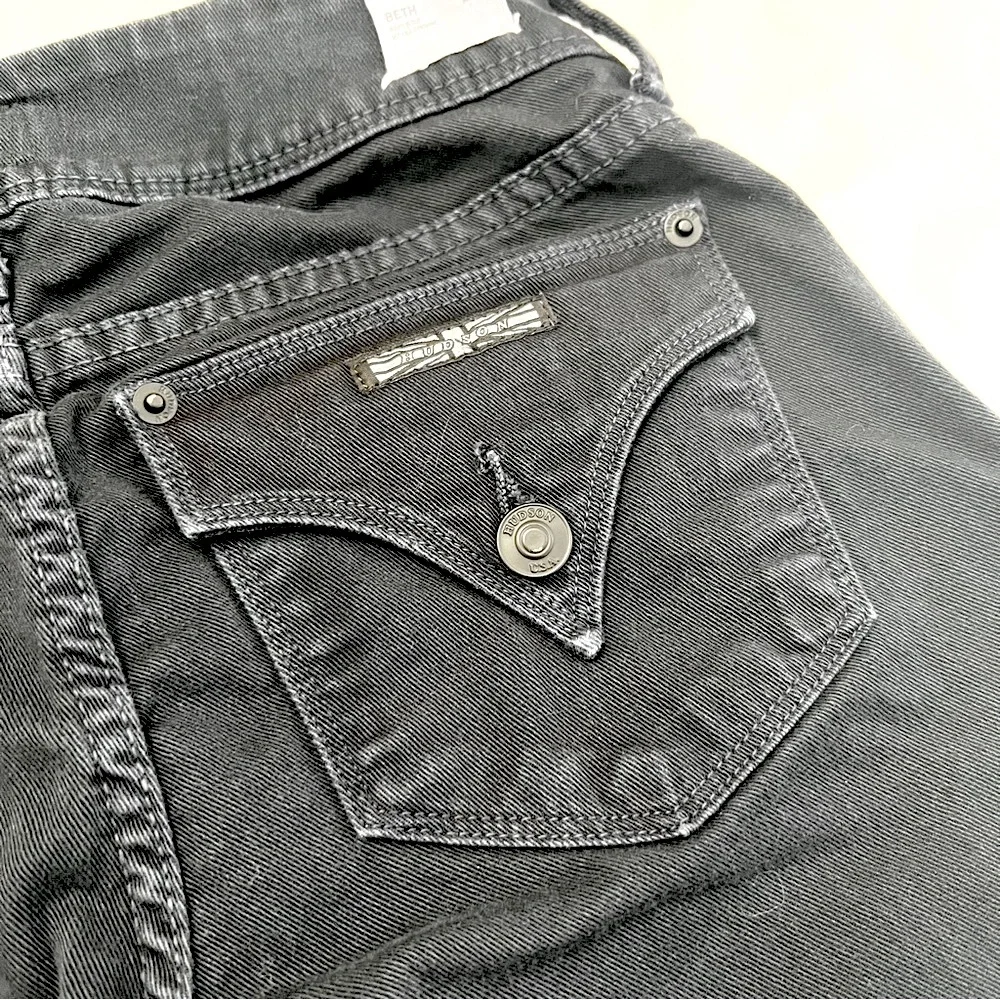 Hudson Beth Dark Blue Wash Baby Bootcut Flared Jean Jeans 26 S - Picture 7 of 13